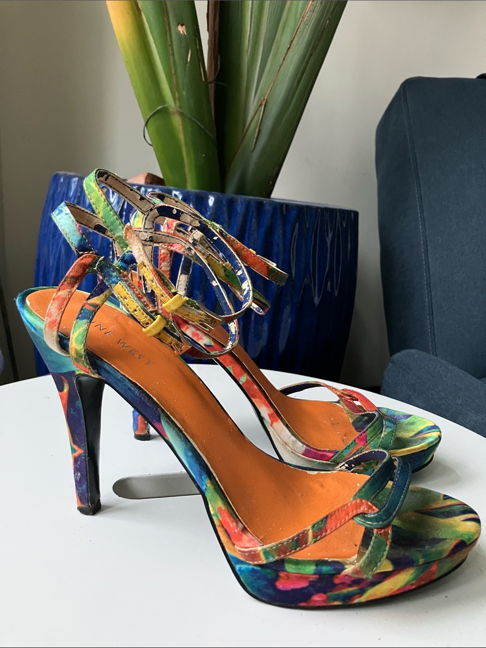 •Nine West•